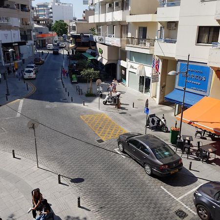 Les Palmiers Petrou Apartments Larnaca Zewnętrze zdjęcie